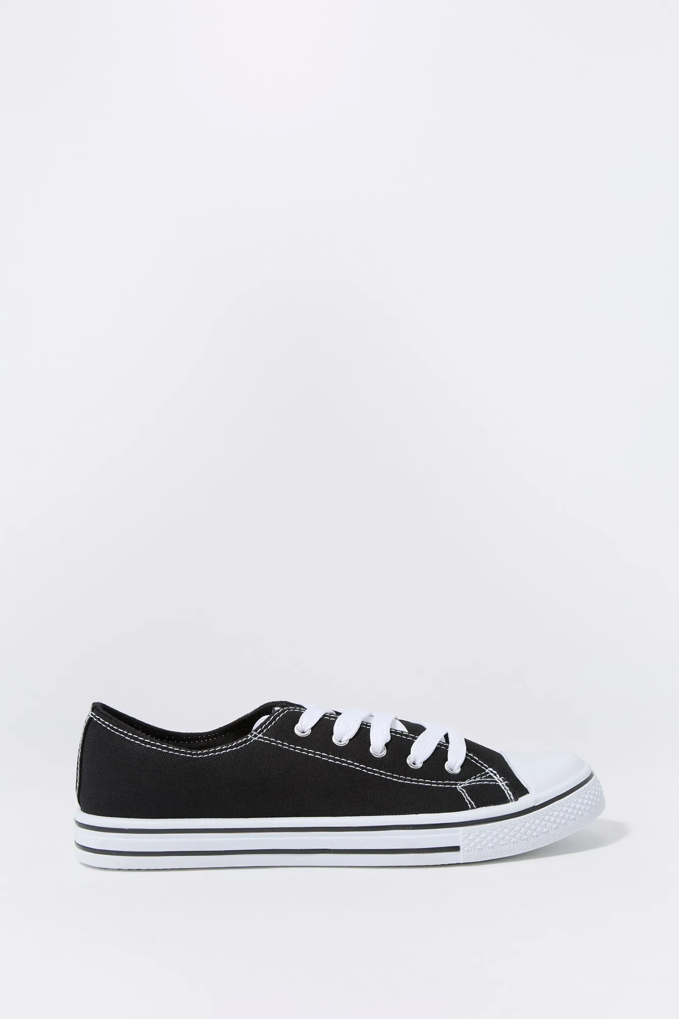 Canvas Low Top Sneaker