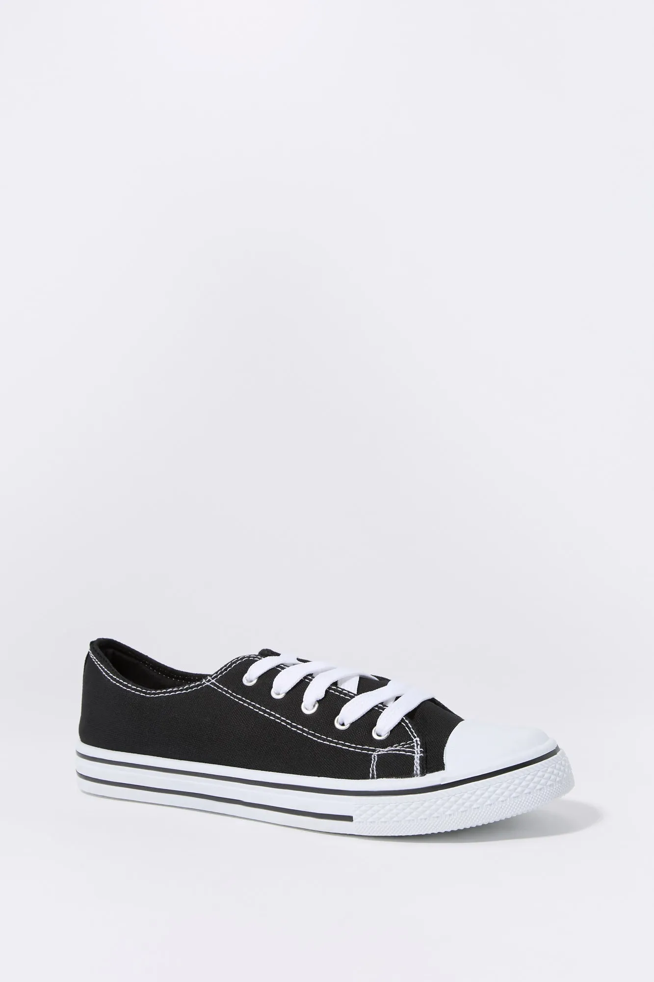 Canvas Low Top Sneaker