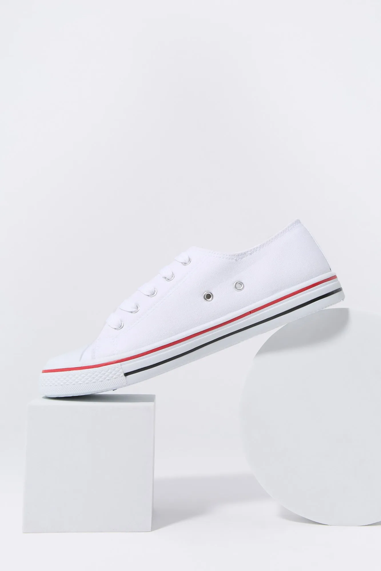 Canvas Low Top Sneaker