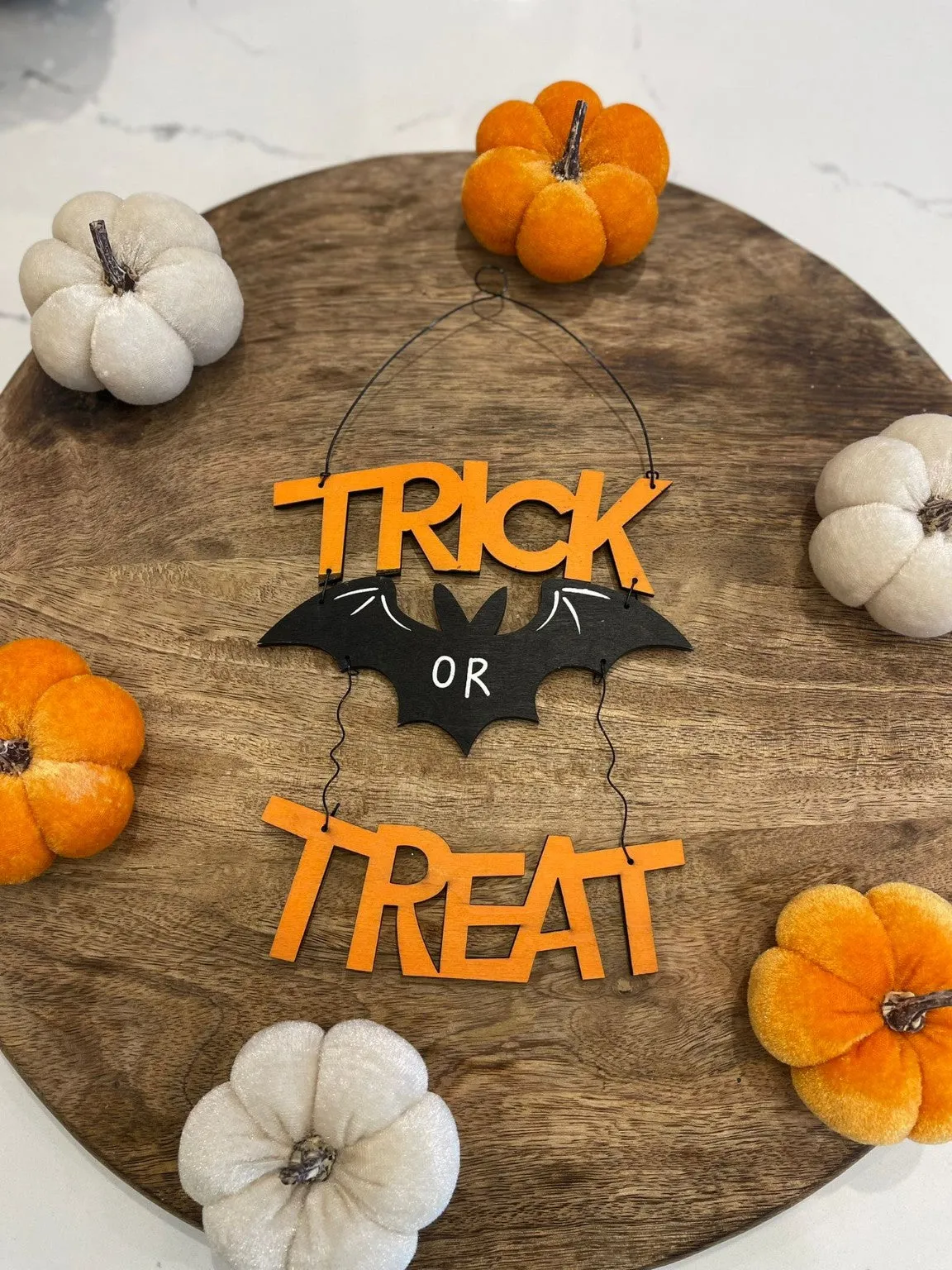 Hanging Trick Or Treat Bat Sign