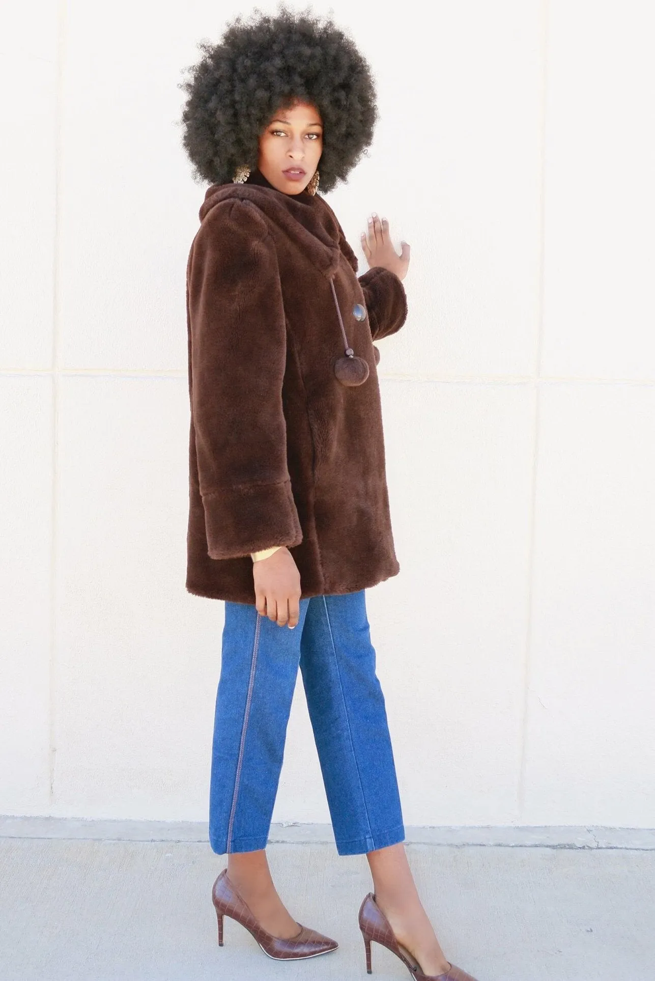 Live: 182 Vintage Parisian Chocolate Faux Fur Coat