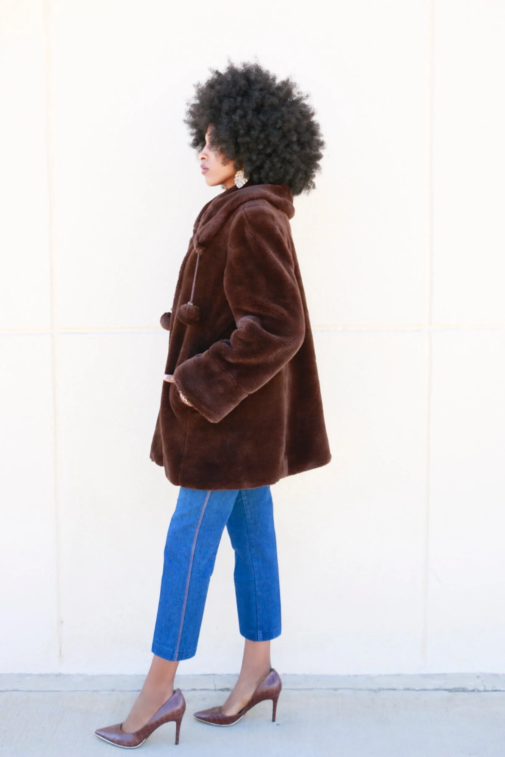 Live: 182 Vintage Parisian Chocolate Faux Fur Coat