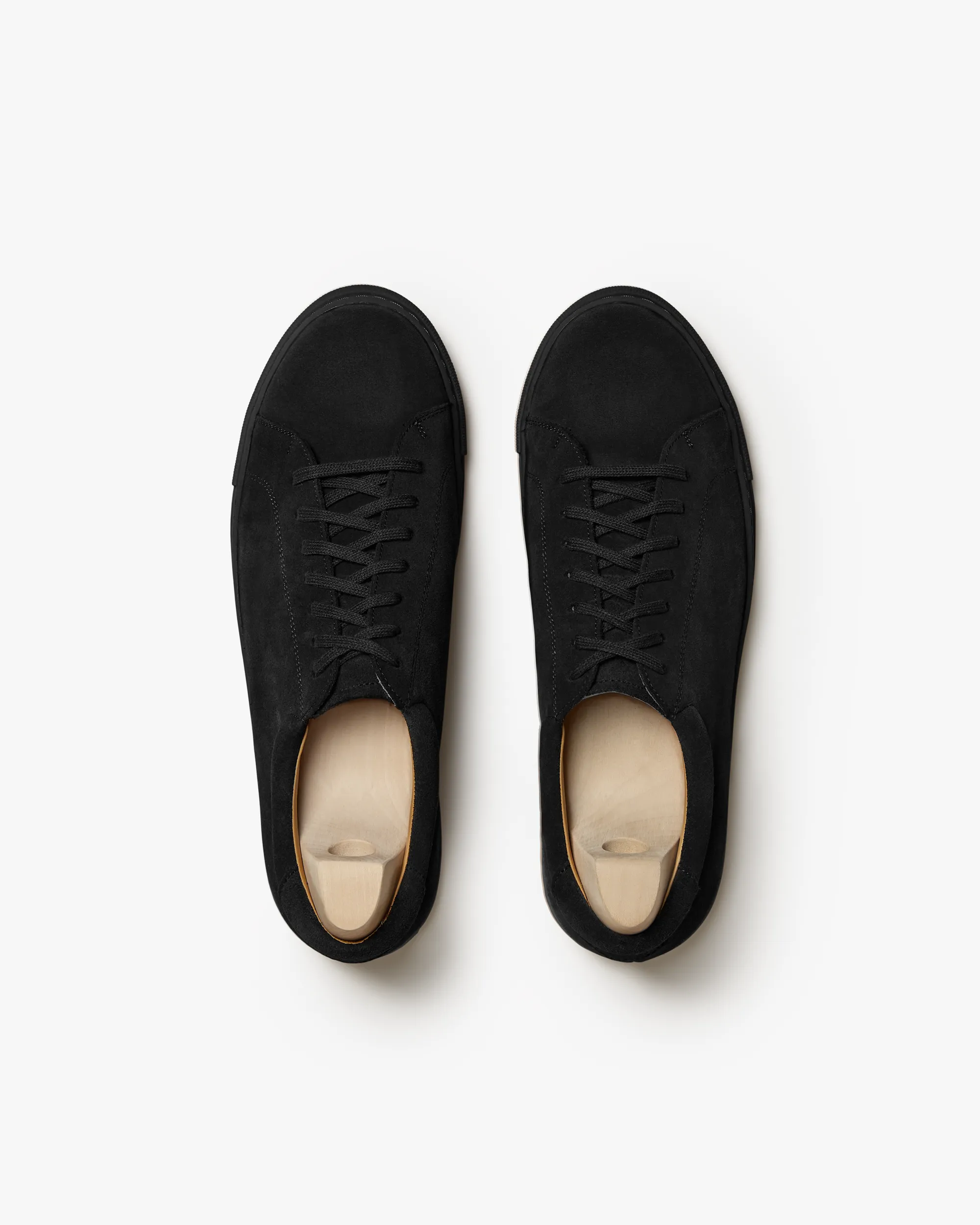 Oaxen Monochrome – Black Suede