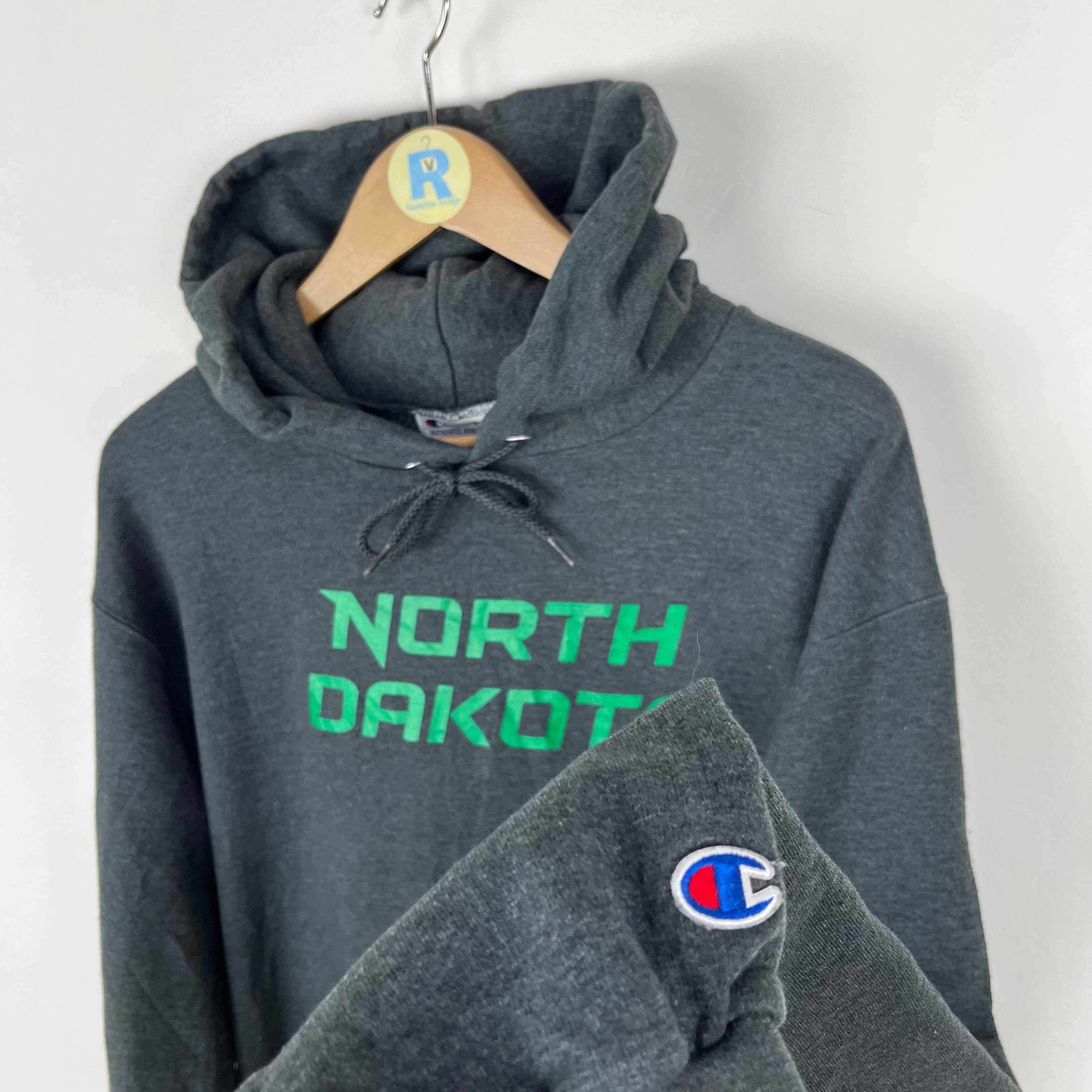 Vintage Champion North Dakota USA Hoodie (M/L)