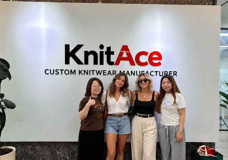 French Womenswear Fashion Brand Discussing a Partnership with a Sweater Manufacturer